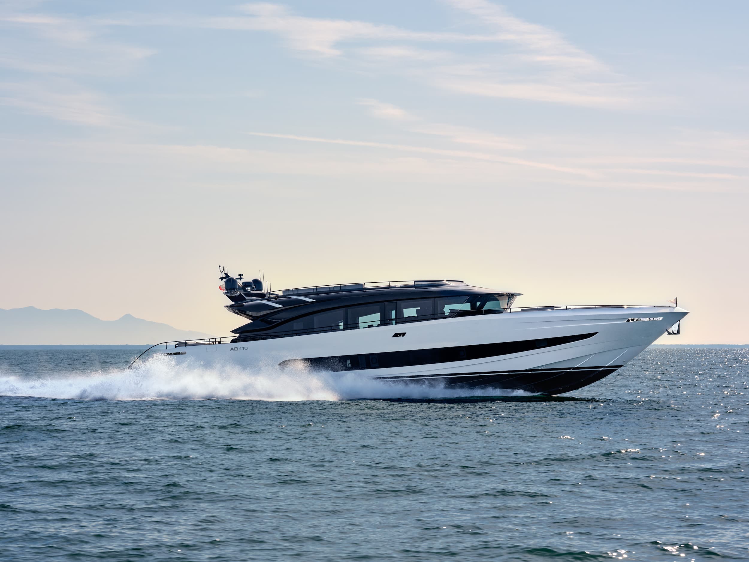 yacht